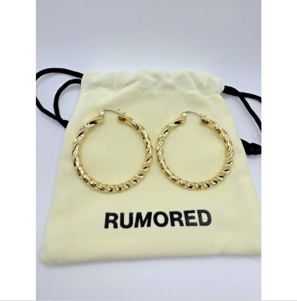 NIB $88 Gold Rumored Cher Hoops Earrings Im Gold - Picture 3 of 5